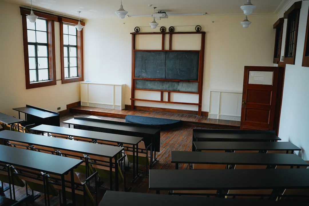 智能黑板与视频展台联动方案：打造互动教学新体验正文配图 1